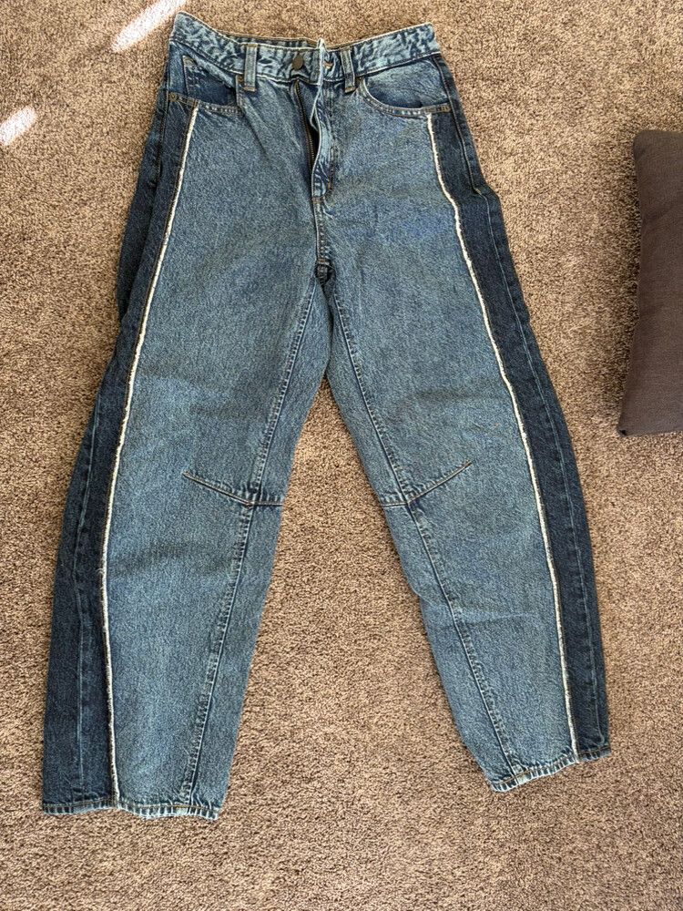jeans