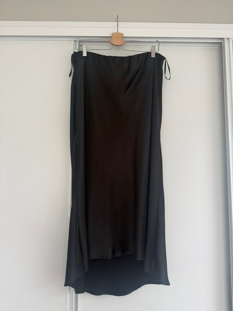Moochi Black Satin Midi Skirt