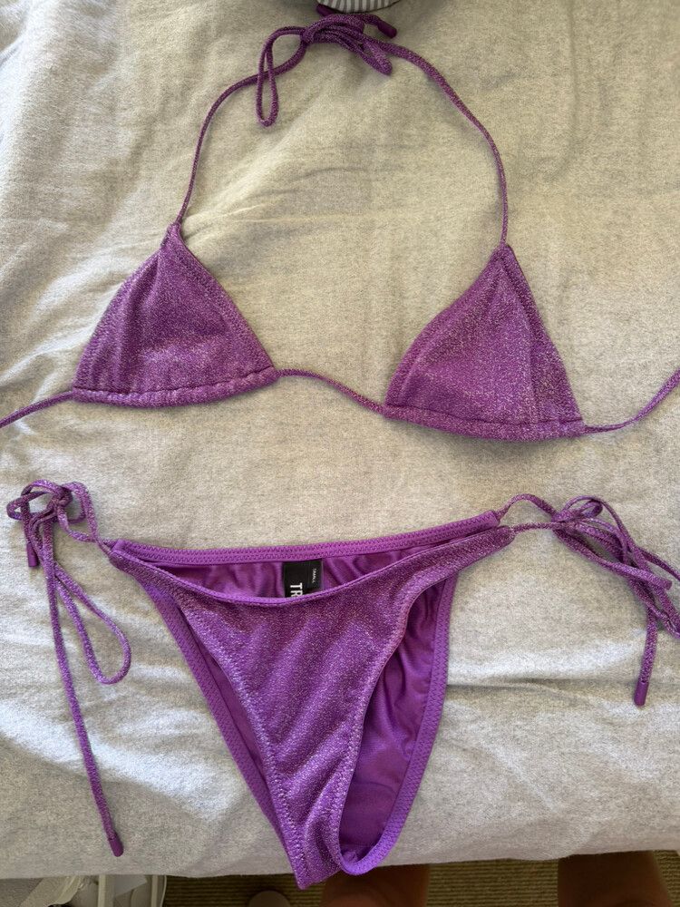 Purple triangl bikini
