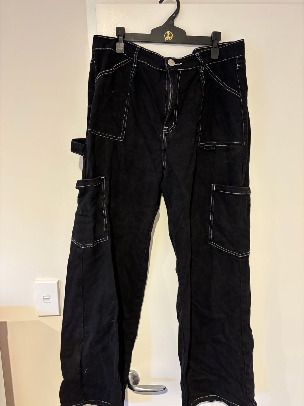 Desu Black Cargo Pants
