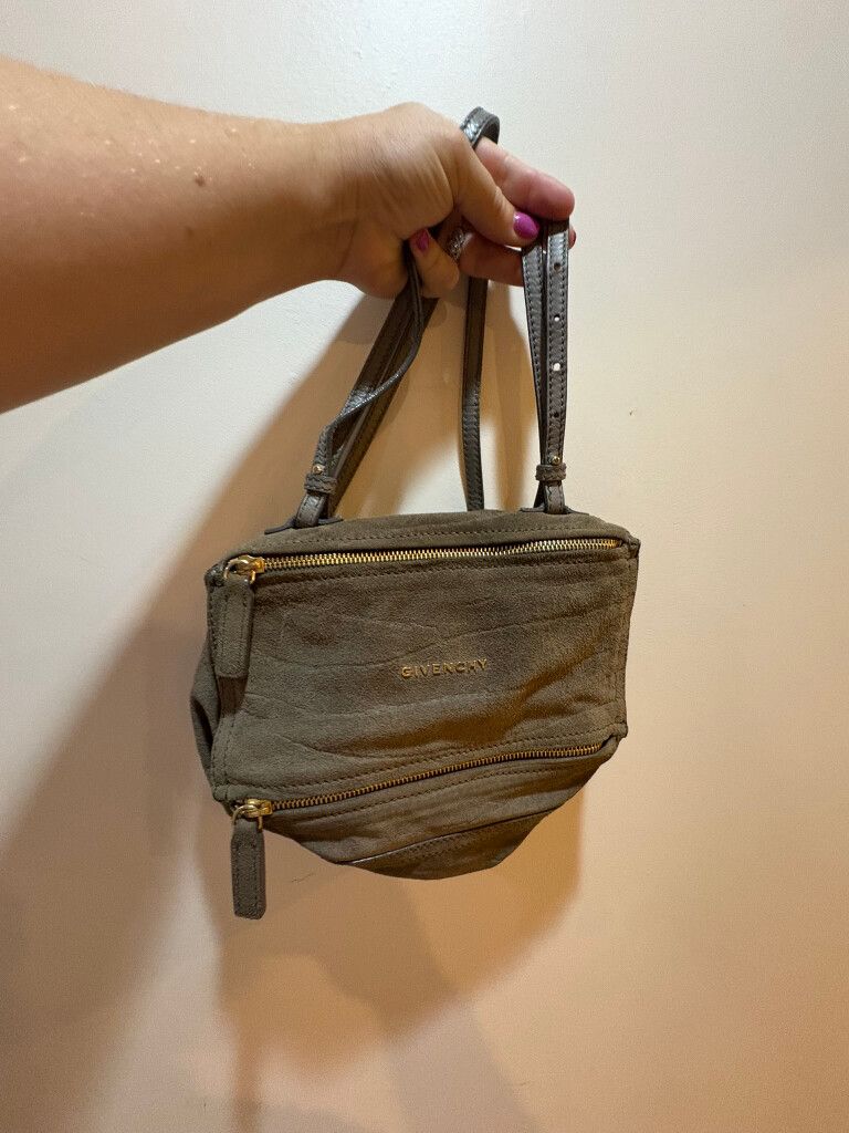Givenchy  pandora grey crossbody