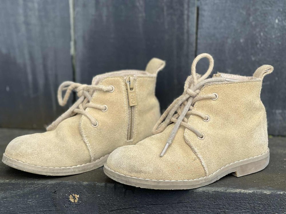 Country Road Kids Leather Chelsea Boots – Size 25 (Age 2–3) – $15