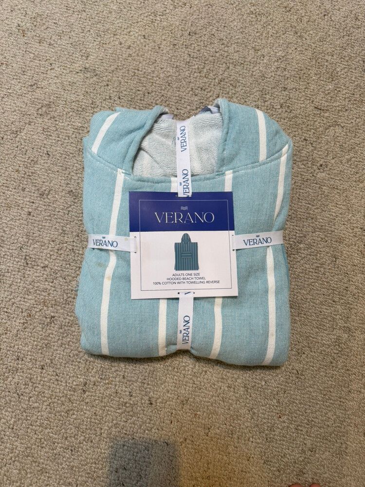 Verano Blue/White Steiped Hooded Beach Towel