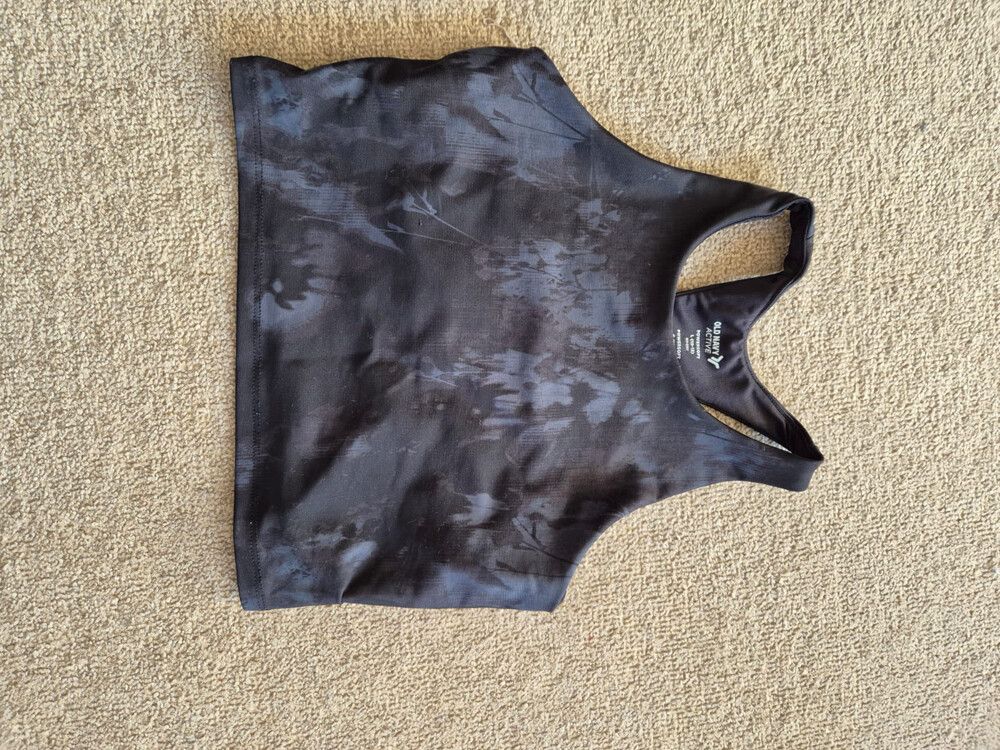 Old Navy Active Crop Top Size L