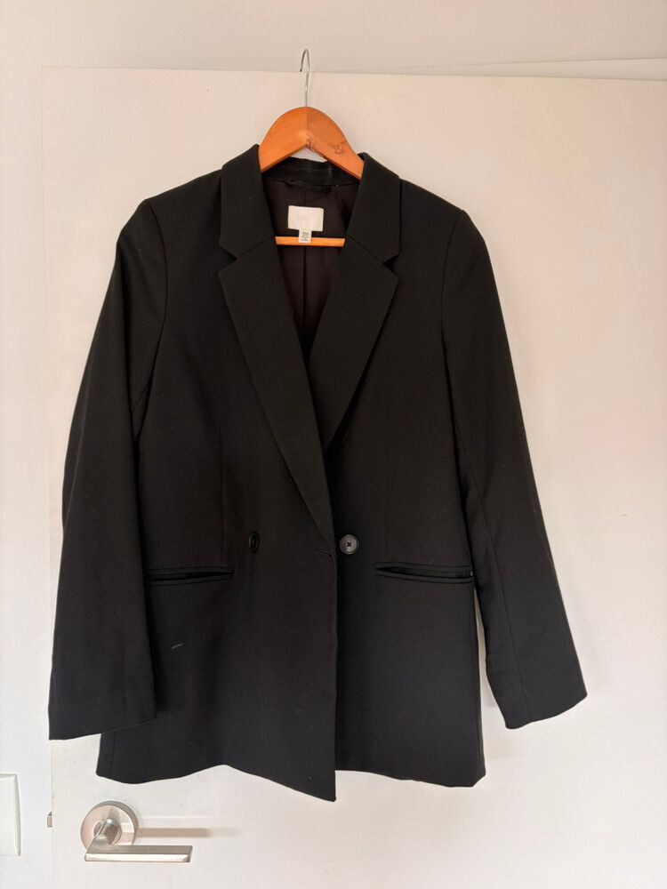 H&M Black Blazer