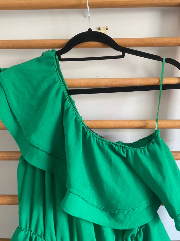 Zara - Green Ruffle Dress on Designer Wardrobe