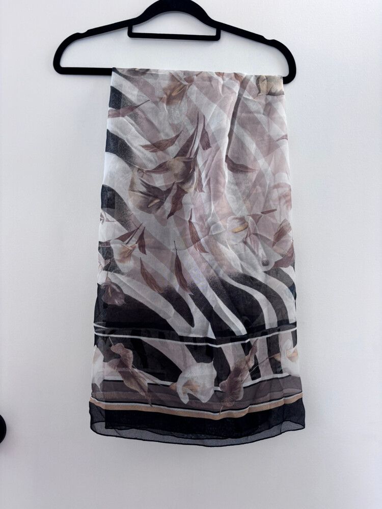 Vintage Floral Print Scarf