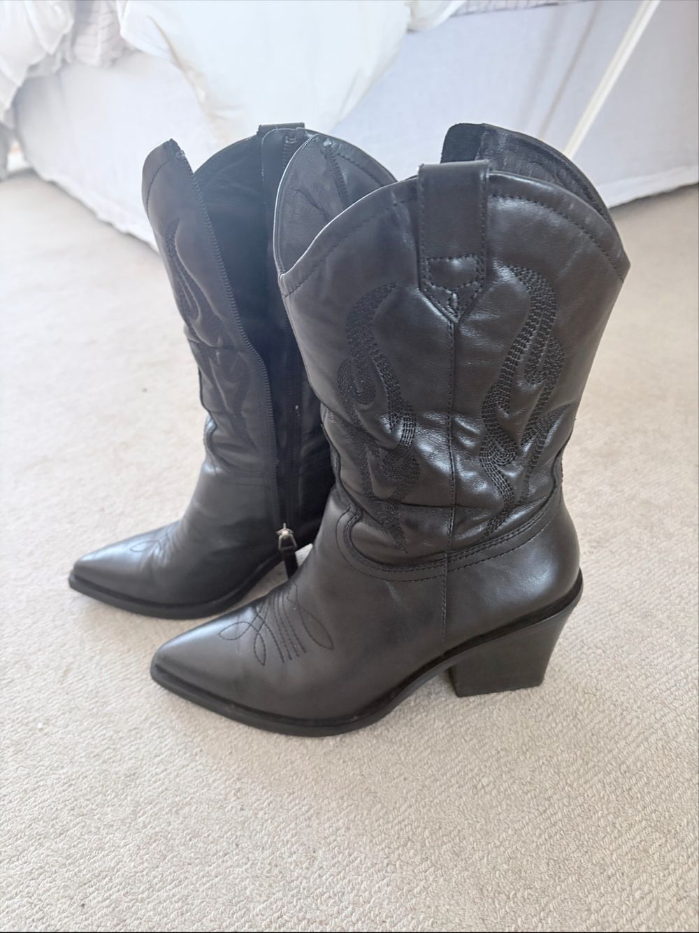 Mi Piaci leather boots