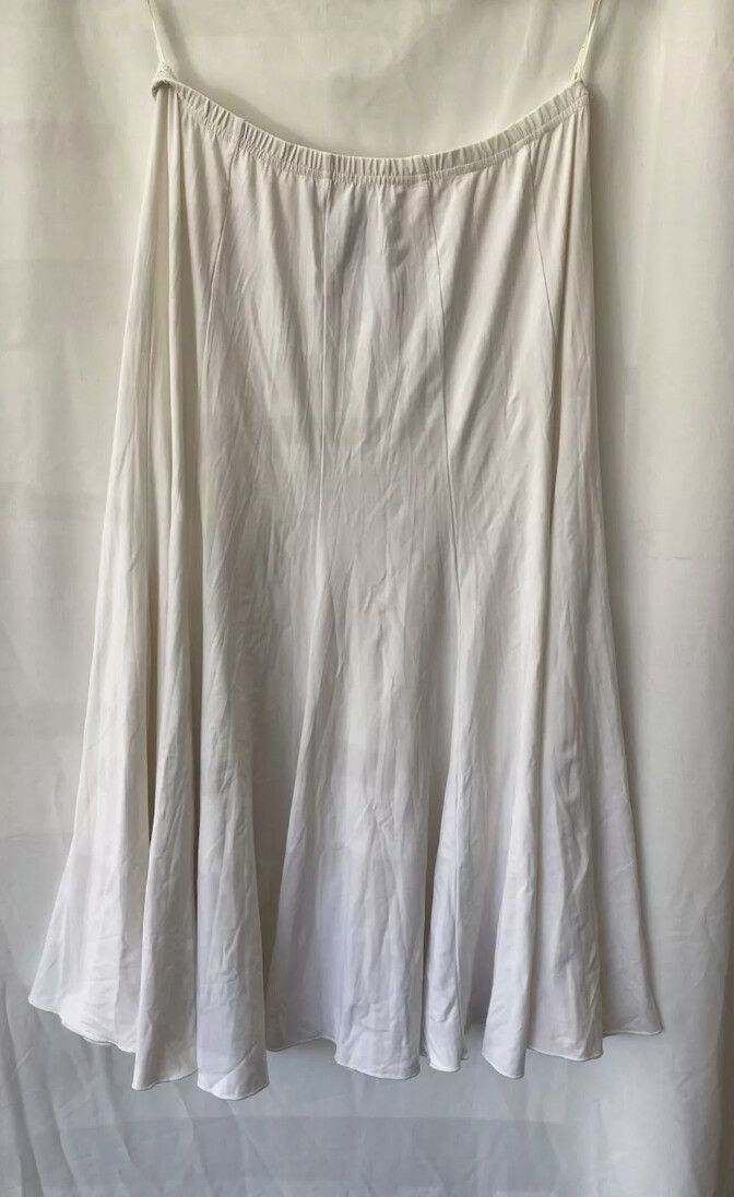 Kondo Vintage White Skirt Size Large Y2k summer party romantic casual relaxed