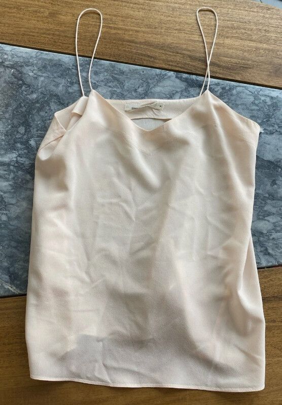 GINIA/RTW Blush Silk Cami Singlet Size Small Vneck Romantic Intimate Designer