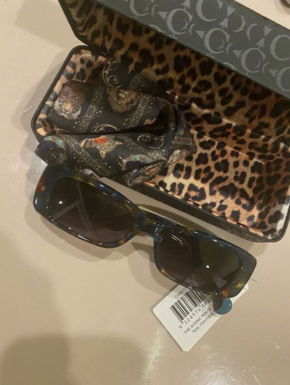 Camilla New With Case THE SCENIC ROUTE Tort teal PRINT Sunglasses Party RRP$360