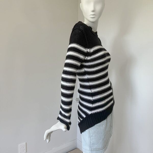 long cotton striped jumper black white size 6-8