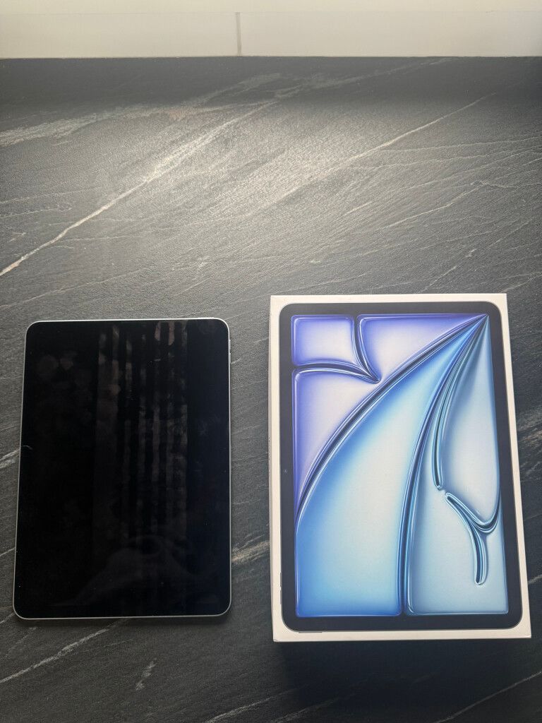 Apple 11-inch iPad Air M3 Wi-Fi 128GB