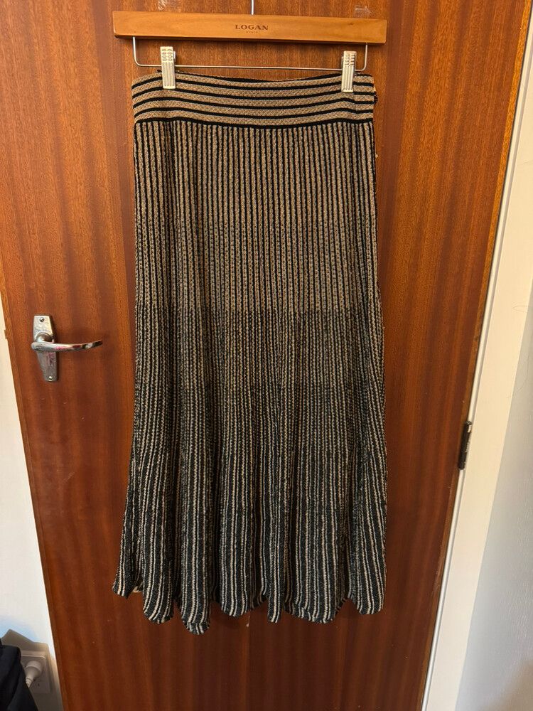 Kookai Black Gold Knit Skirt