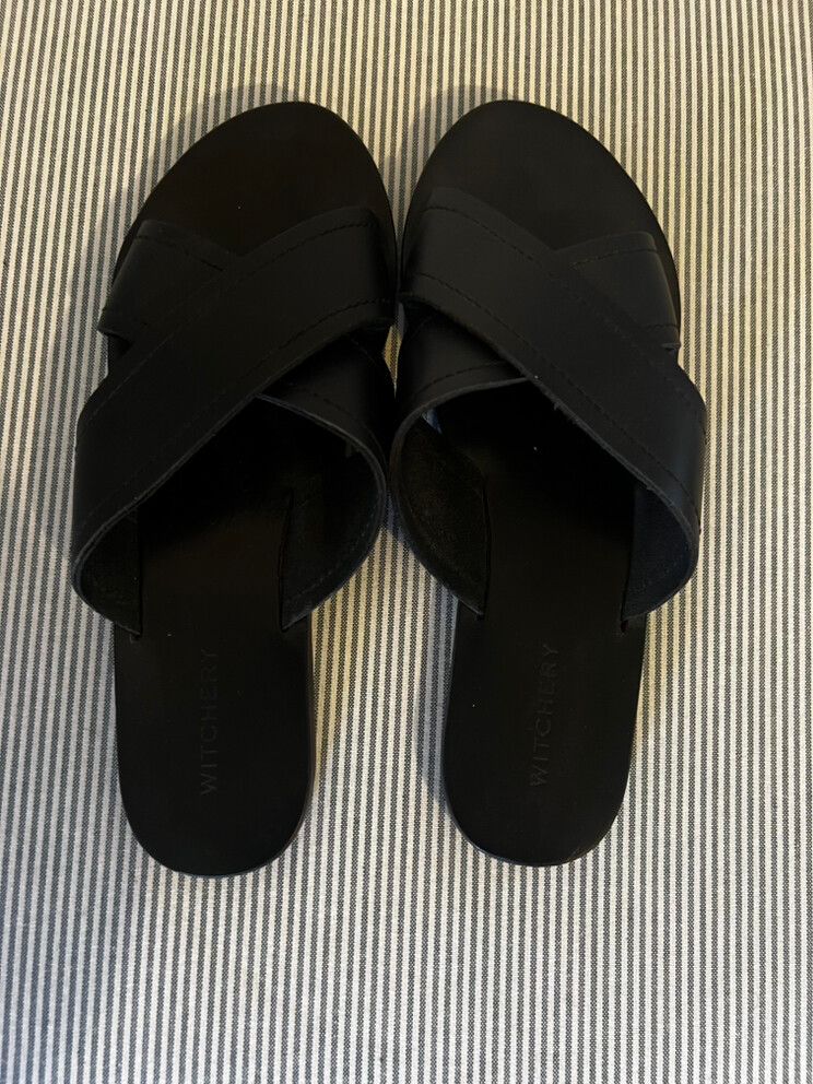 Witchery Leather Sandals