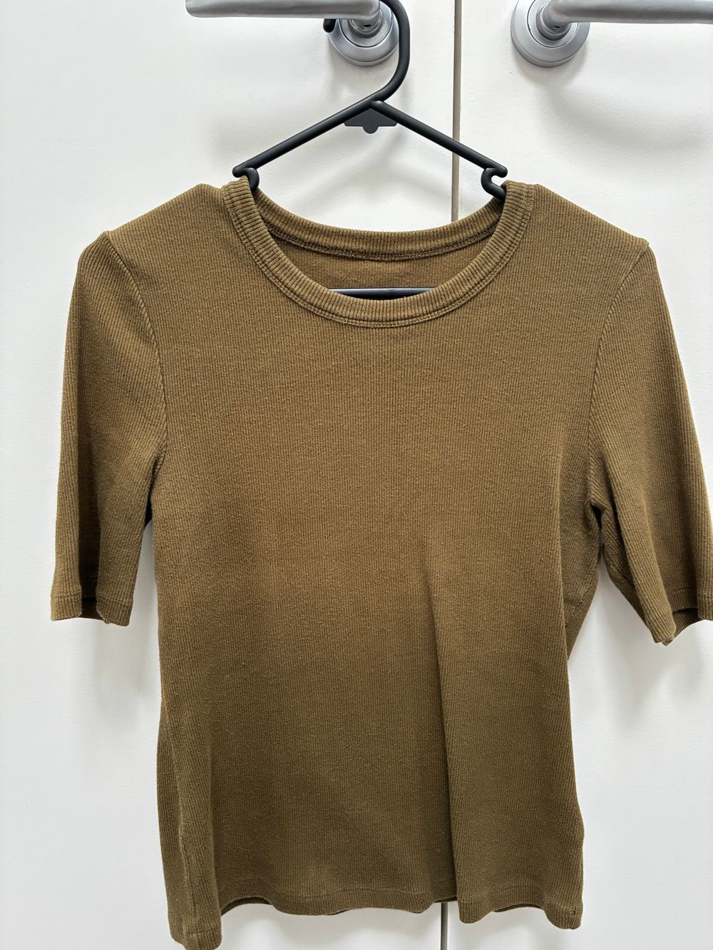 Witchery olive green ribbed top