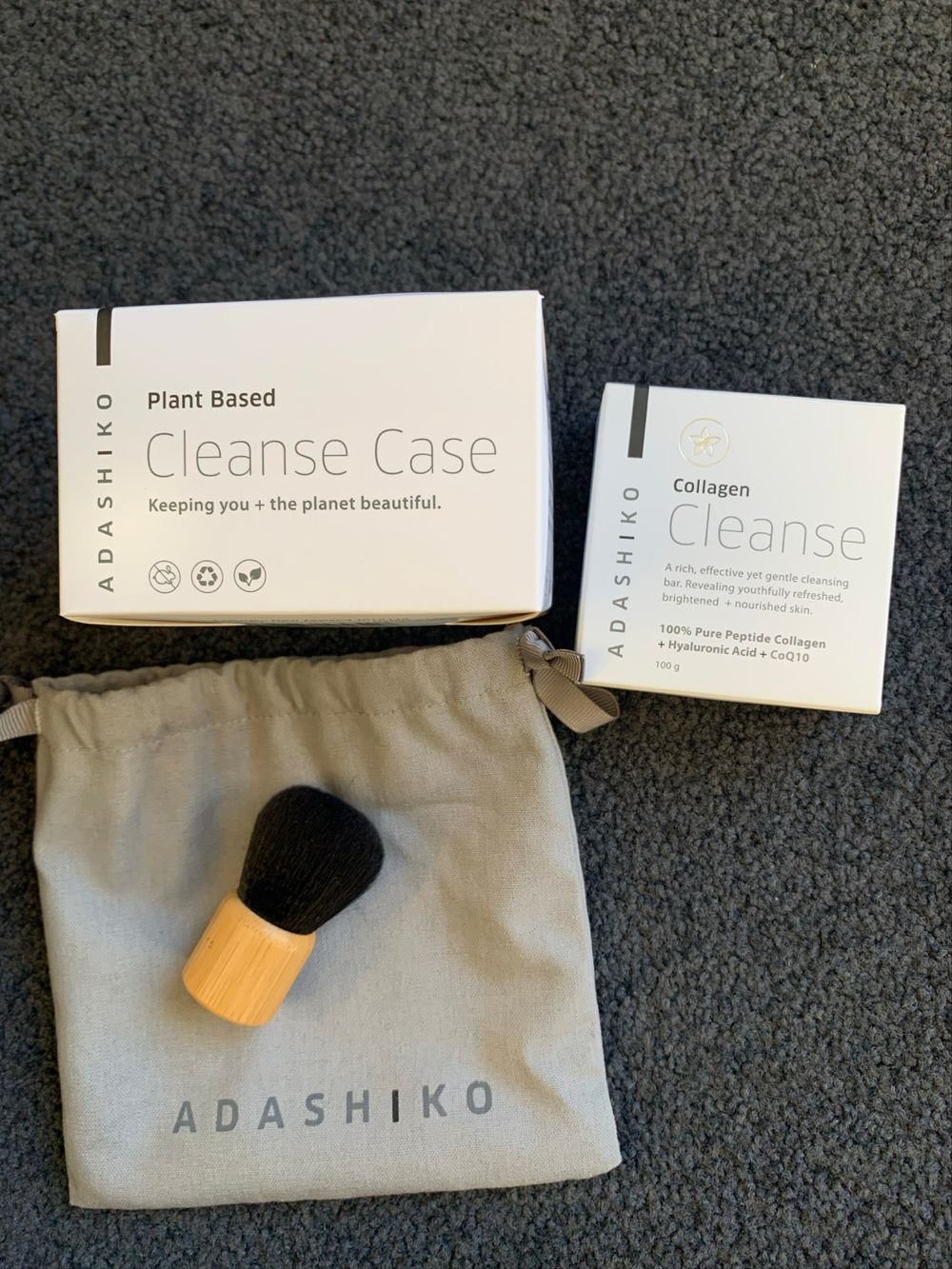 adashiko collagen face cleanse kit