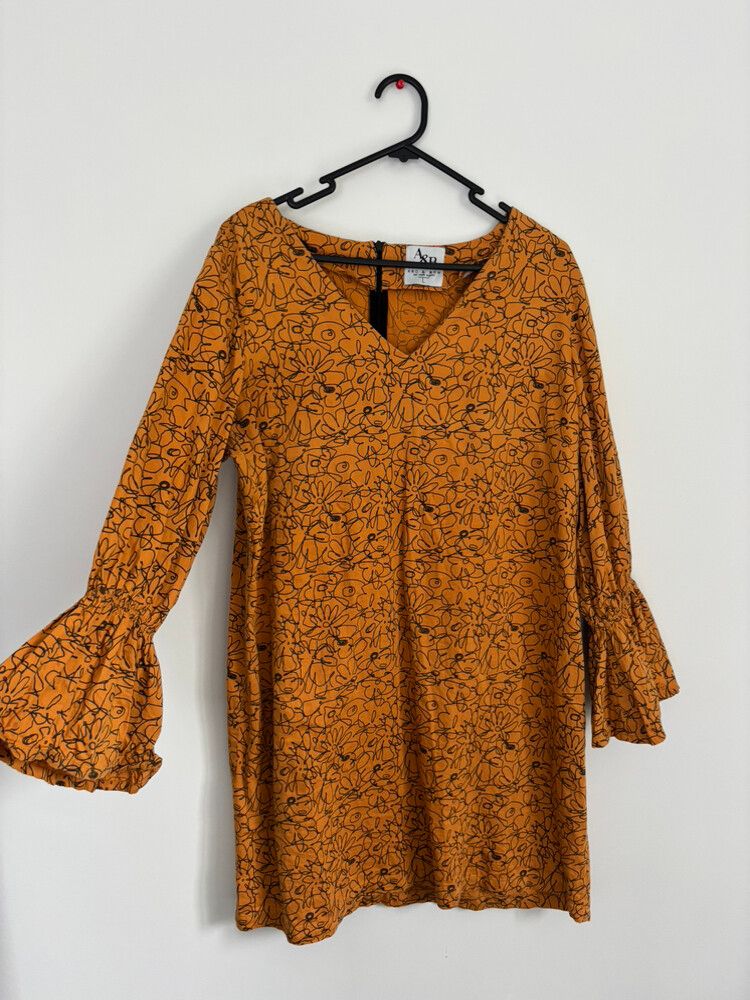 Arc & Bow Orange Floral Dress