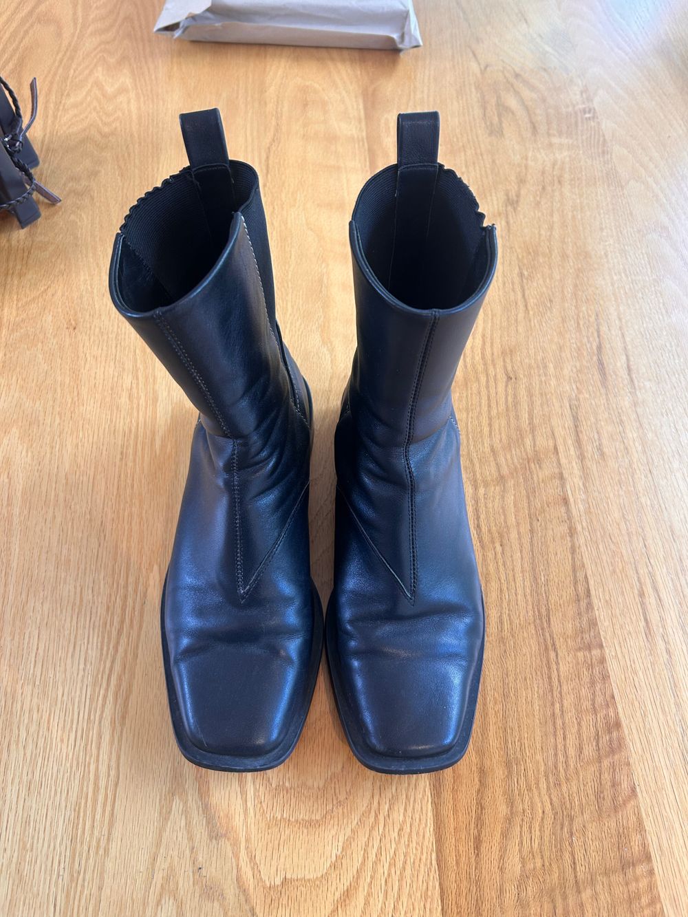 Bronwyn Black Leather Boots