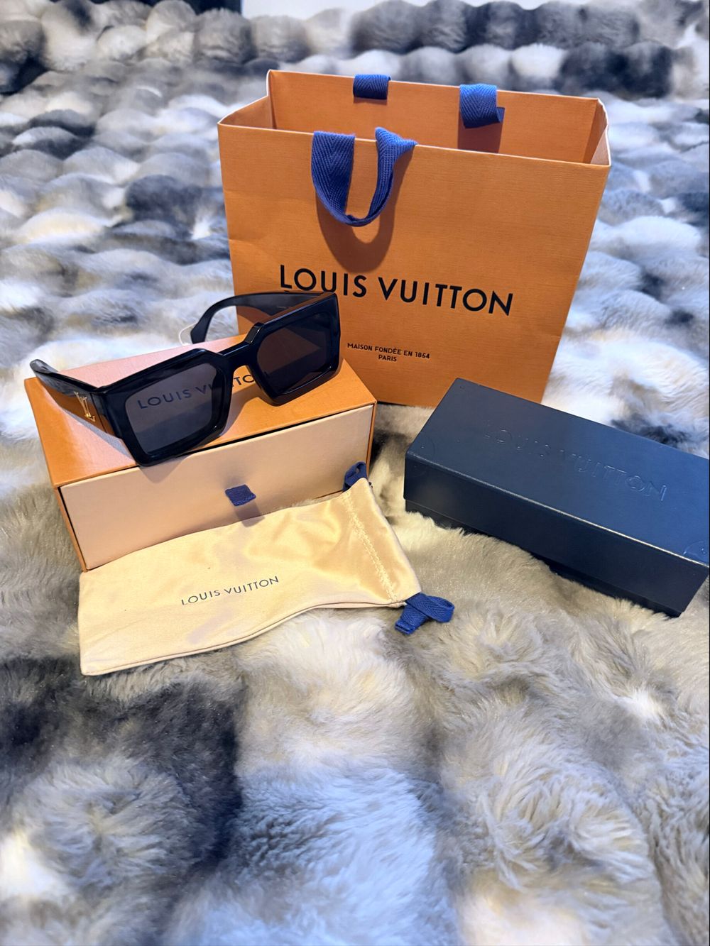 Louis Vuitton Black Sunglasses
