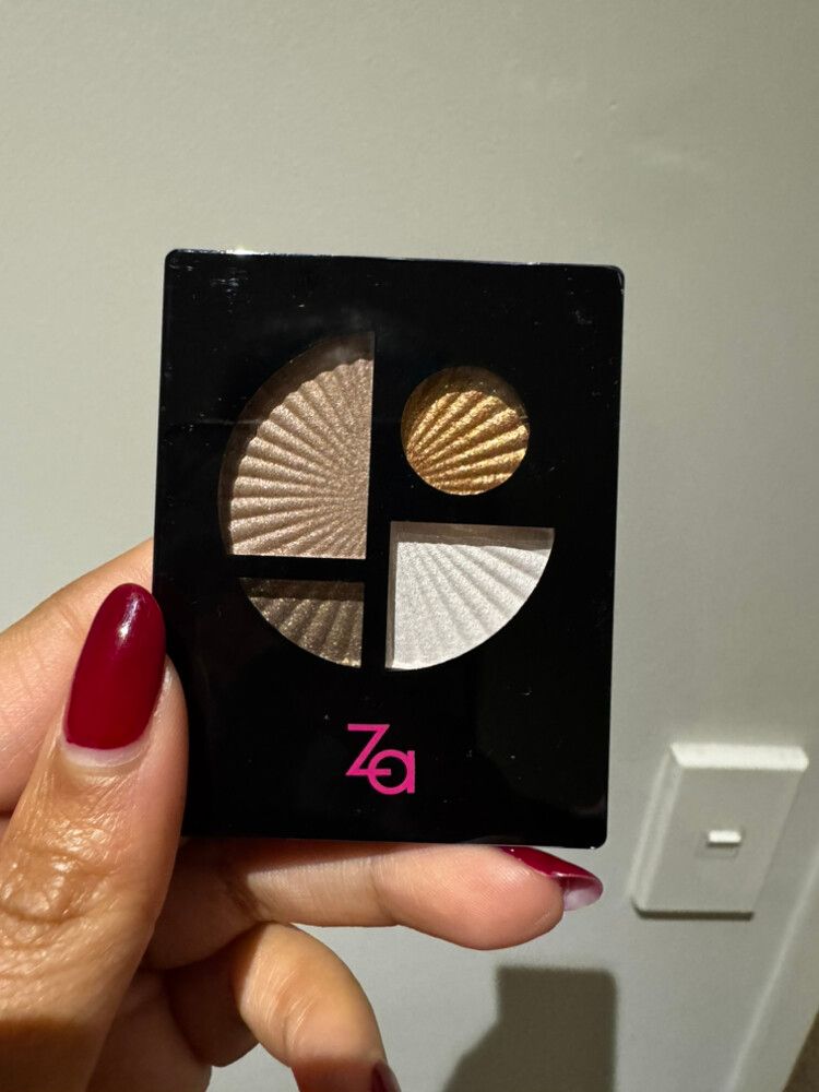 Za Quad Eyeshadow Palette