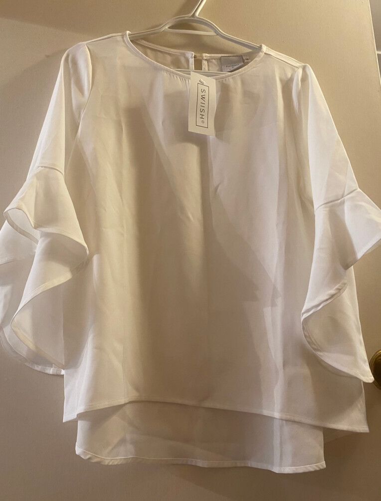 SWIISH- Spanish Sleeve Style Top