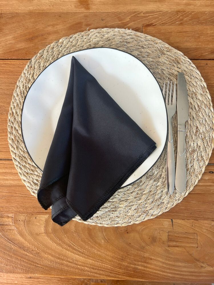 90 Black Napkins