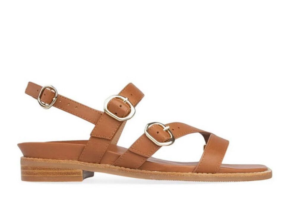 Bared Wrybill Sandals in Tan