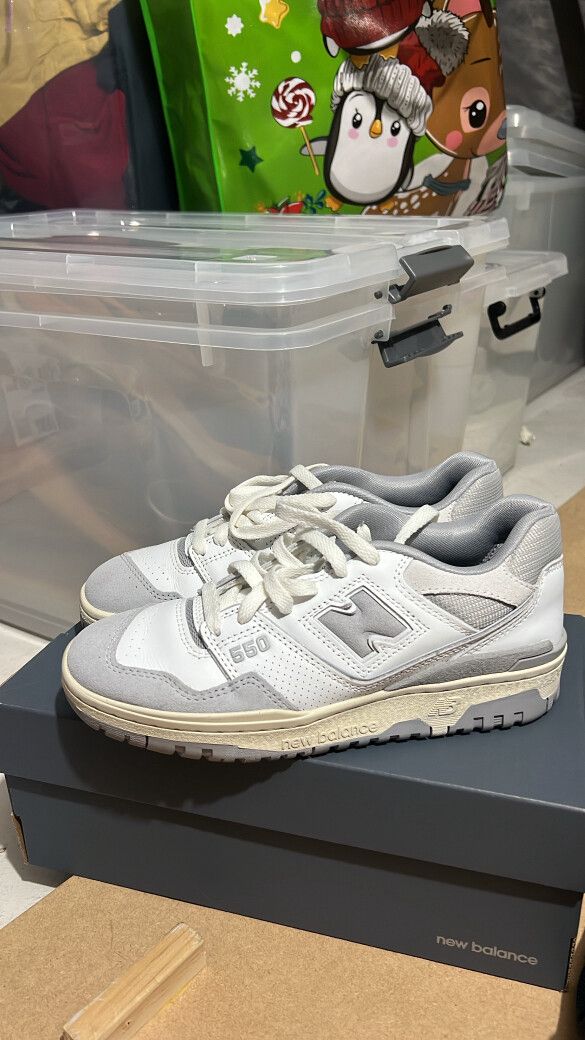 New Balance 550 grey
