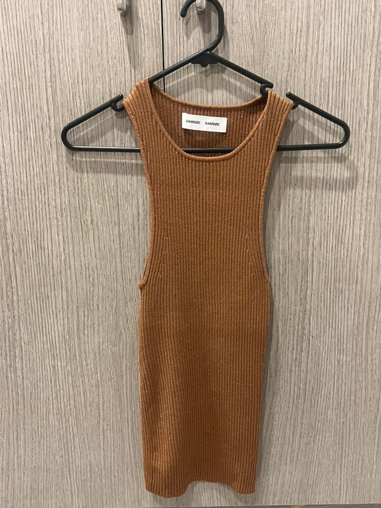 caramel tank