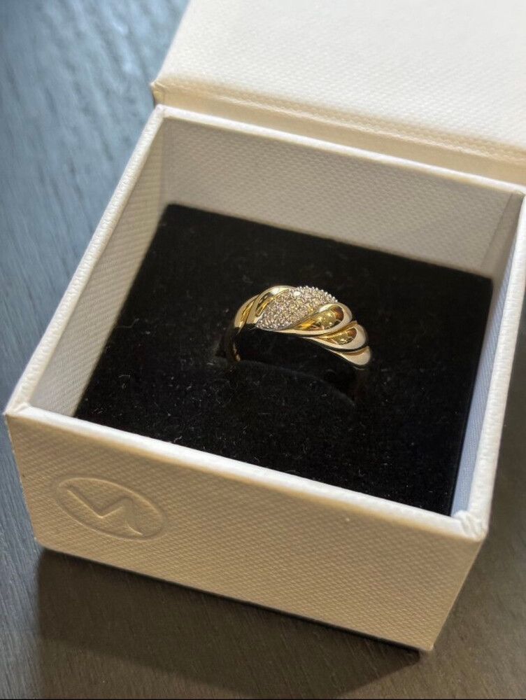 MEJURI 14k Pave Croissant Ring 14k
