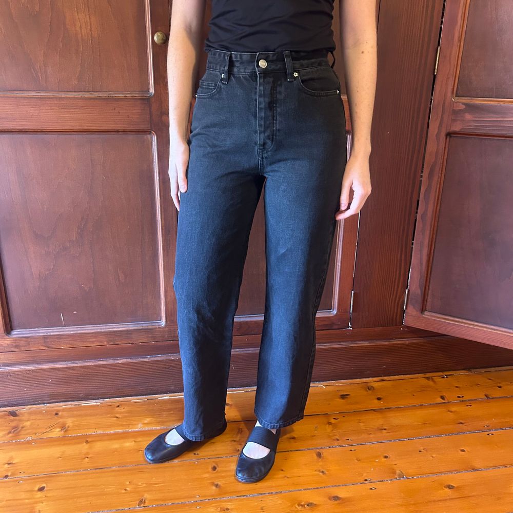 Larriet Black Straight Leg Jeans size 26