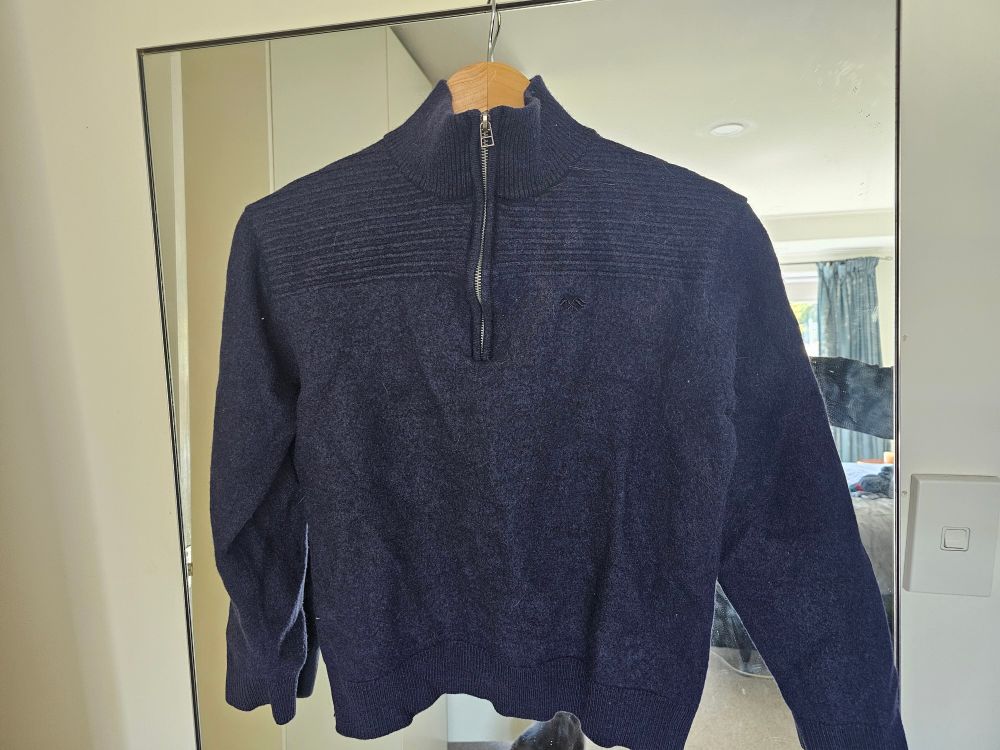 Logan Navy 100% Merino Knit Jumper