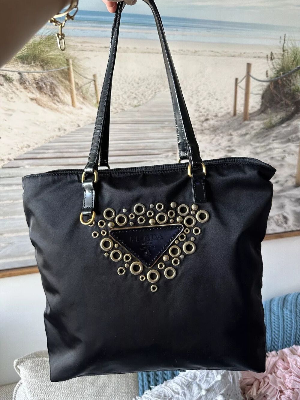 BLACK TESSUTO NYLON GROMMET TOTE BAG