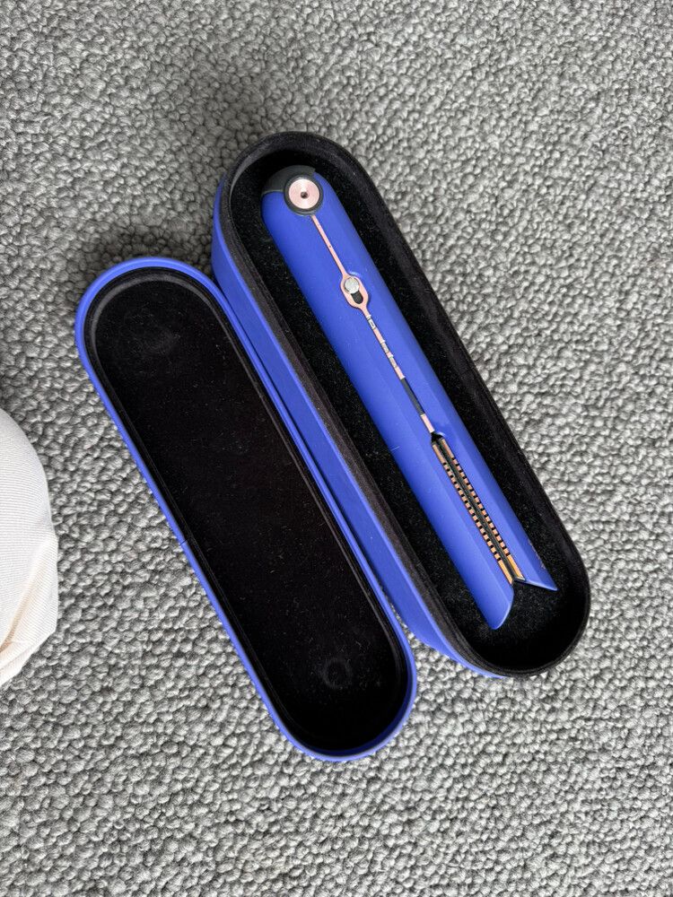 Dyson wireless hair straightener