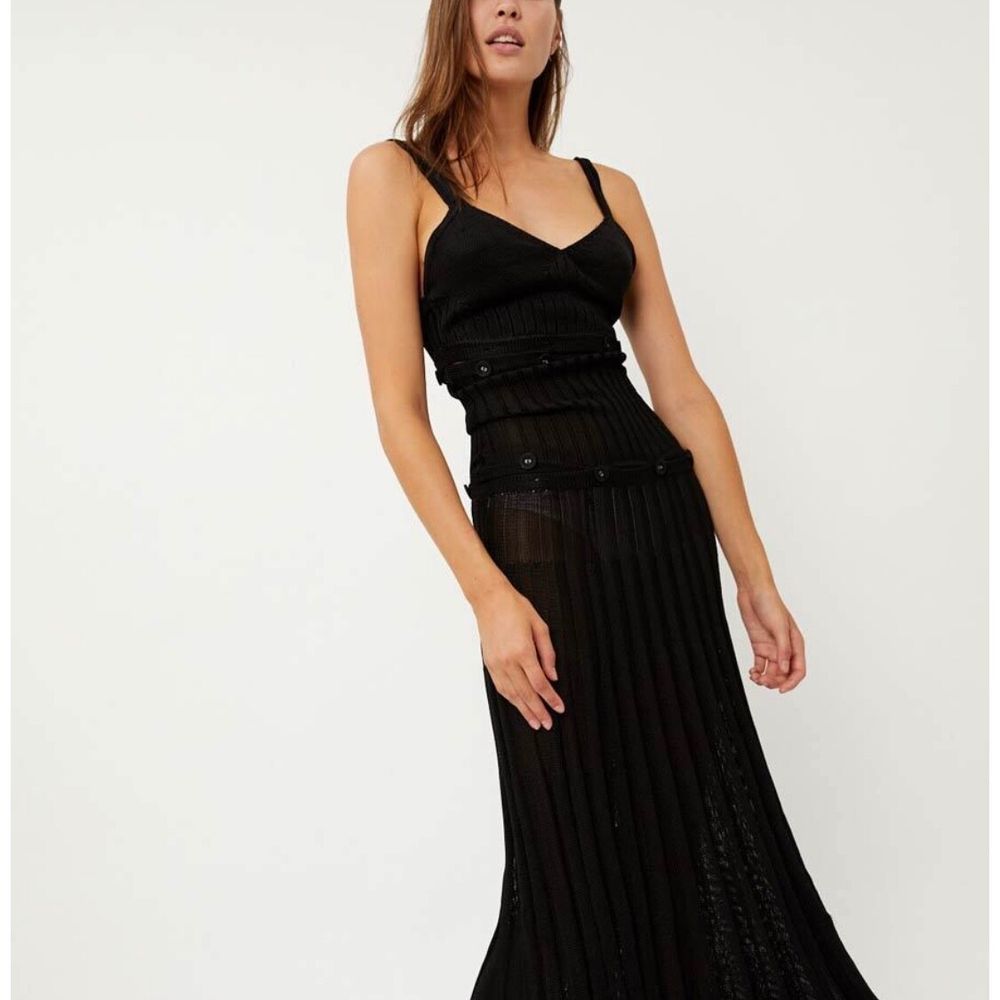 knit dresses with pockets Karen Kane Quinn V Neck Pocket Dress, M, Black