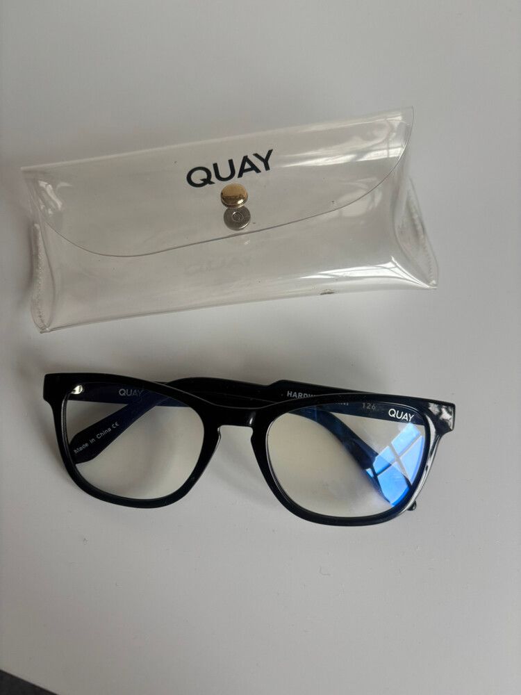 Quay Black Hardwire Mini Eyewear