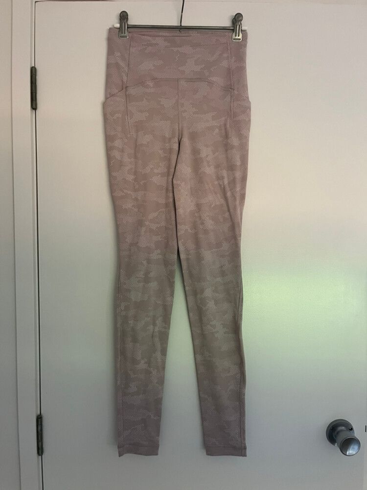 Lulu size 4 Full Length Blush Neutral Pattern Tights