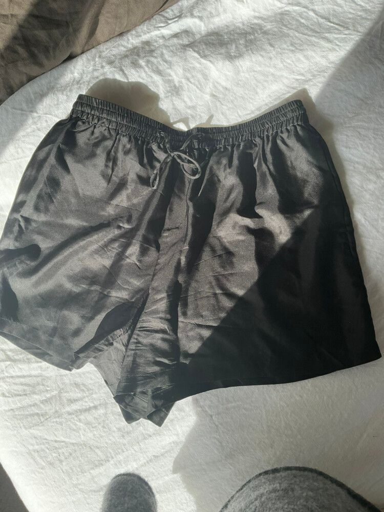 dear Dylan silk short
