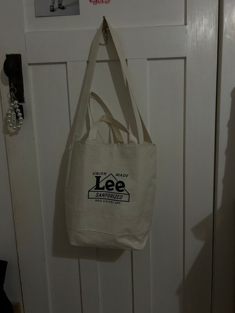Lee Cream Tote Bag