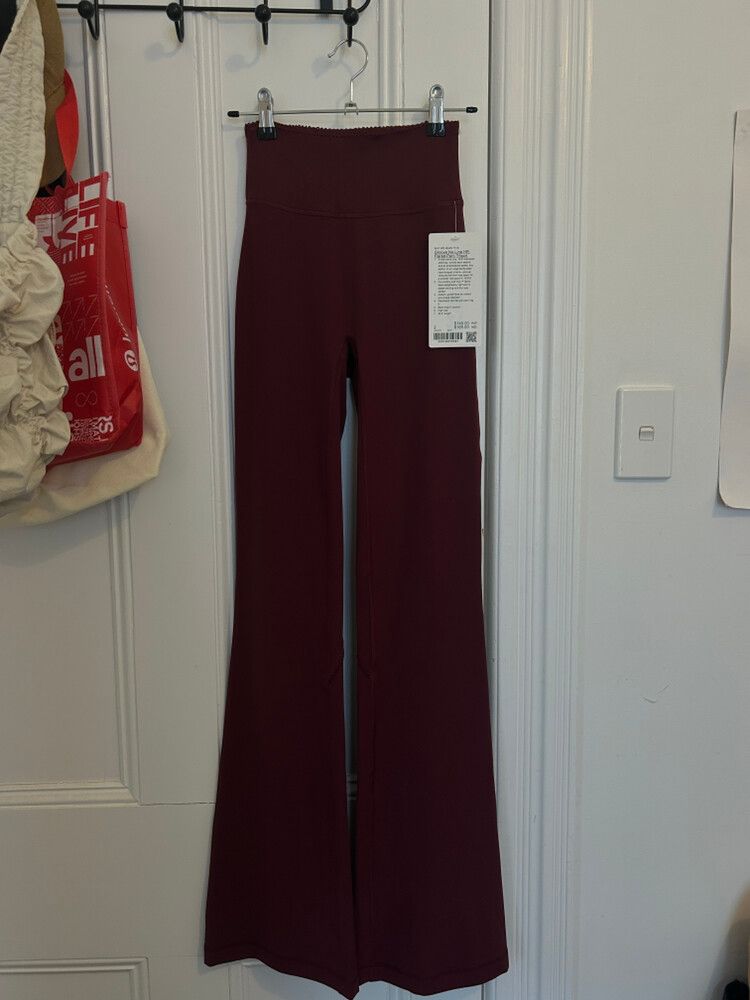 Lululemon Groove No Line HR Burgundy Pants