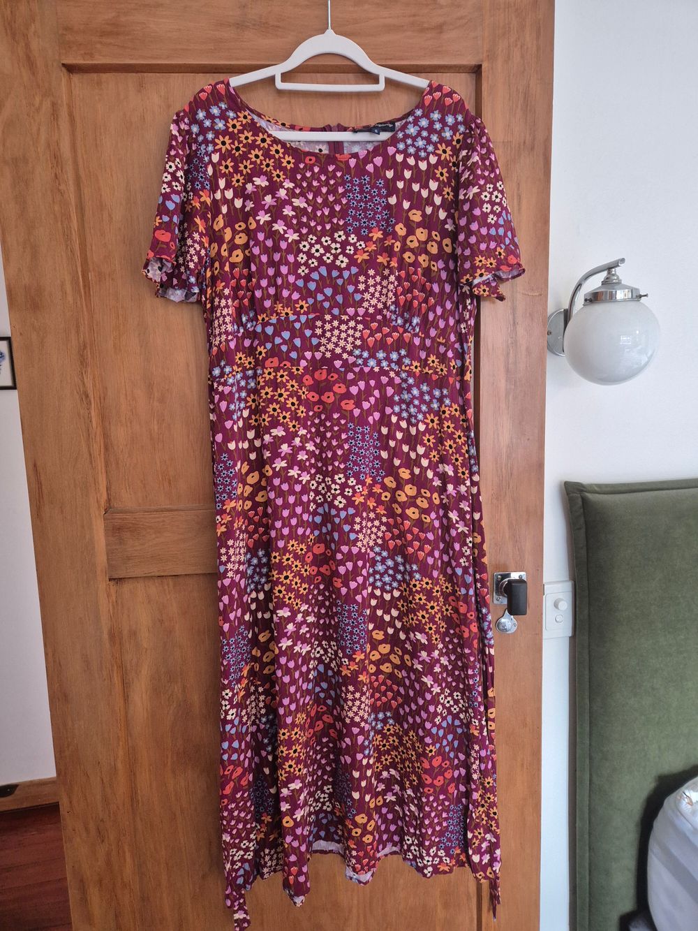Princess Highway Floral Midi Dress