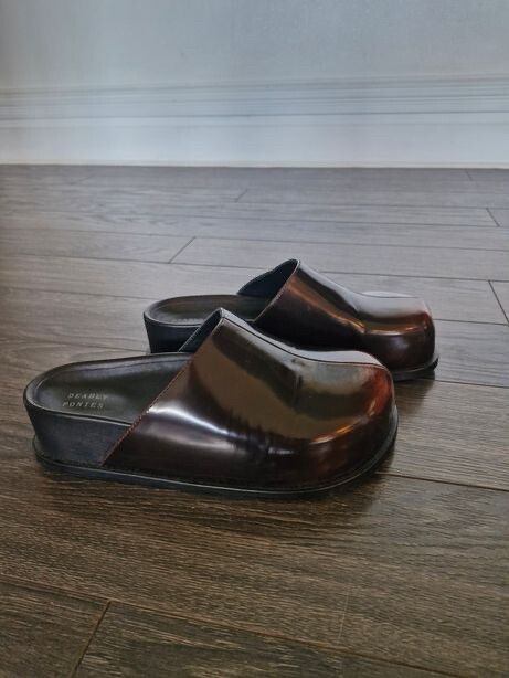 Deadly Ponies Mud Burnished Alastair Slides