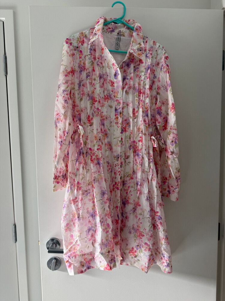 Maggie Marilyn Floral Shirt Dress