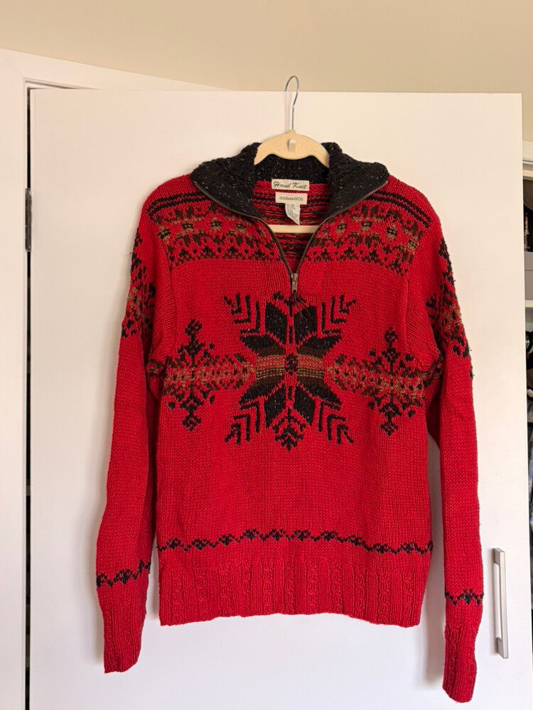 Gh Bass Red Black Snowflake Knit Jumper Size S