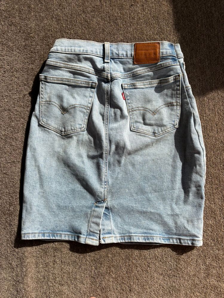 Levi's Premium Blue Denim Skirt