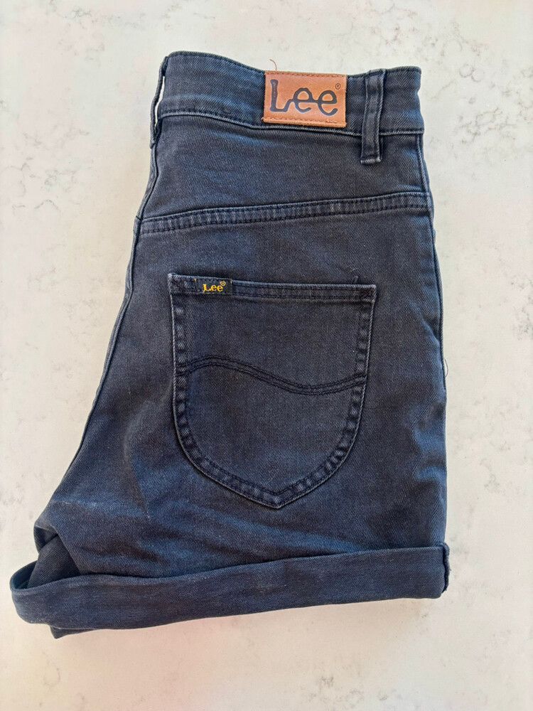 Lee Stevie Short