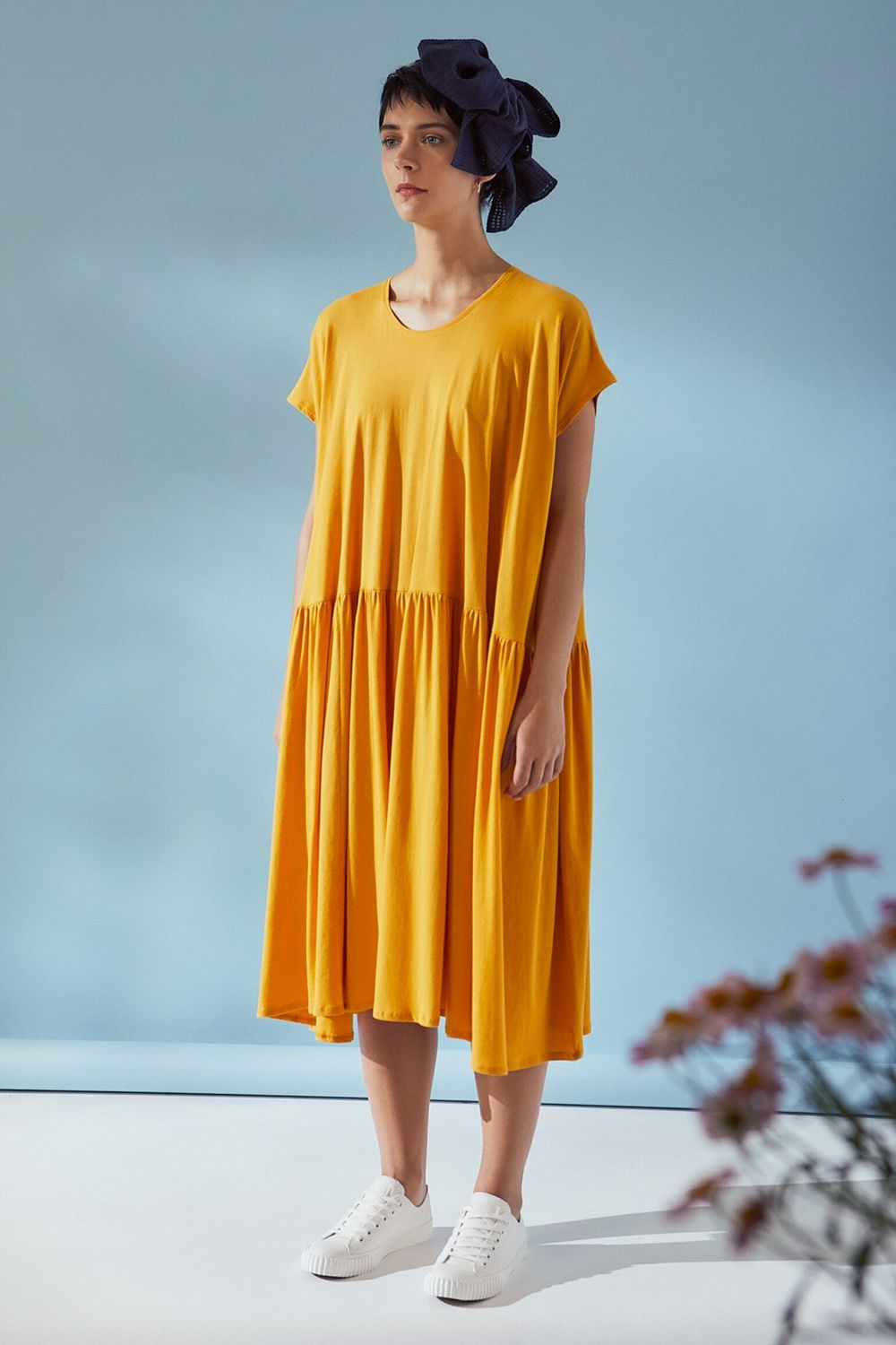 kowtow long sleeve gather dress A cult favourite of the Kowtow community, the Long Celeste Dress is back. The perfect piece to throw on, adjust the waist to suit your mood and feel put together, no matter