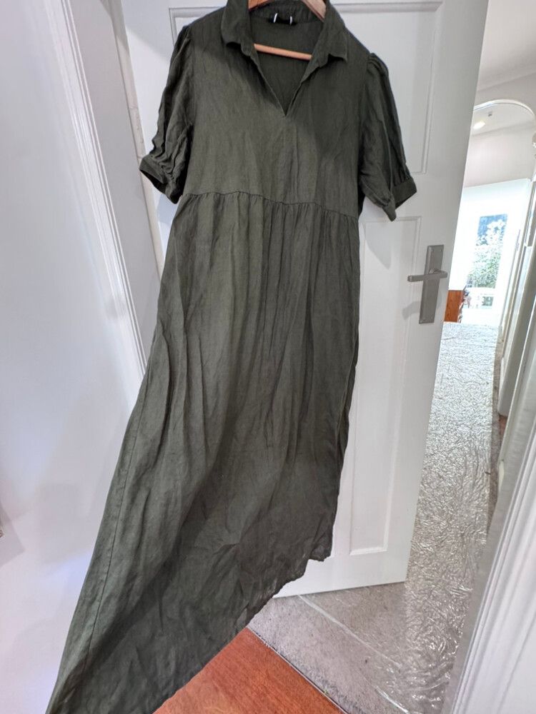 Marco Polo - Olive Green Linen Maxi Dress on Designer Wardrobe Marco Polo - Olive Green Linen Maxi Dress on Designer Wardrobe