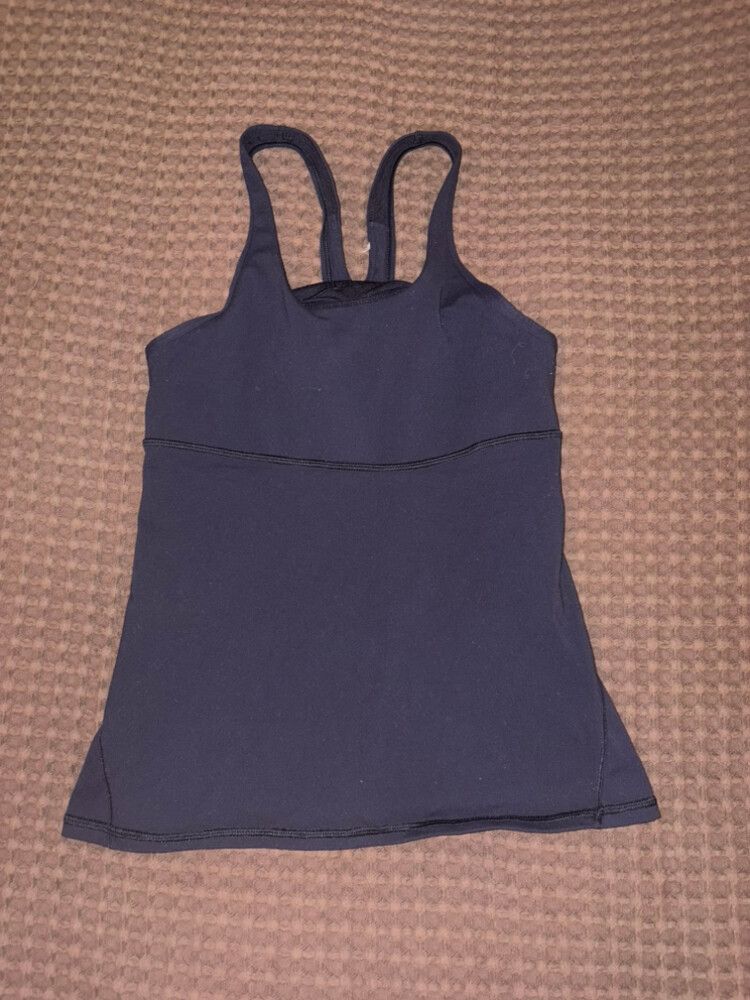 Lululemon singlet